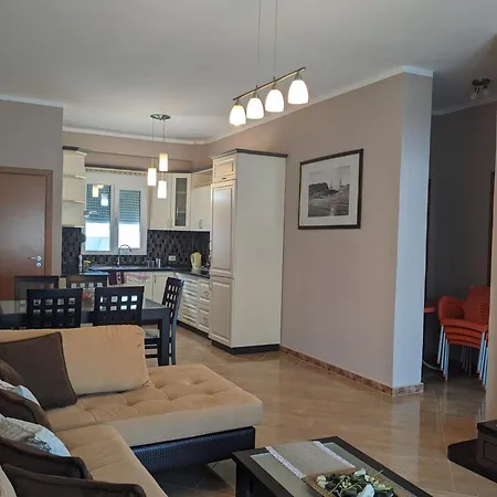 Bel A Louer A Lungomare * Vlorë